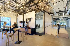 开放式办公室咖啡厅装修效果图商业大厦