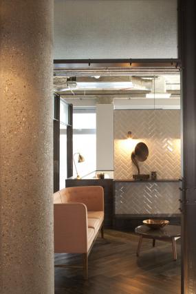 会客室留声机摆放