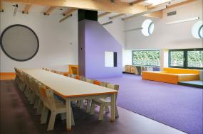 小型幼儿园装修图片