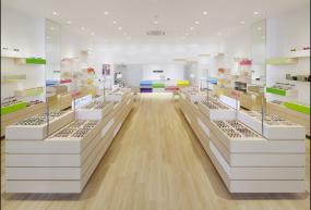 小型眼镜店装修效果图