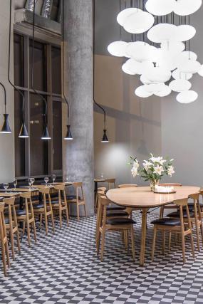 100平西餐厅装修图