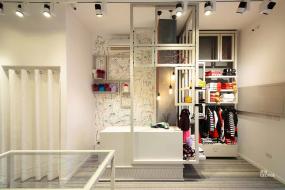 时尚女童装店简装修效果图