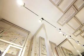 个性婴童装店装修效果图