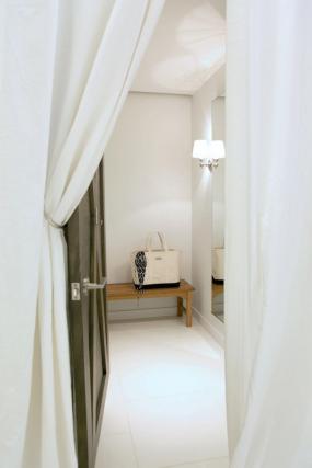 商场内衣店射灯装修效果图