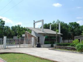 现代简约厂房大门设计效果图