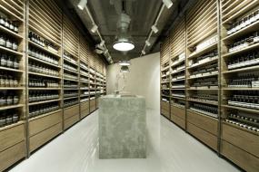 化妆品店吊顶装修效果图