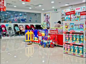 孕婴店室内货架装修图片