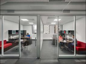 简约时尚装修风格总经理办公室装修图