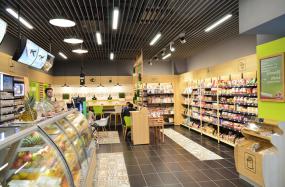 便利店室内货架装修效果图图片