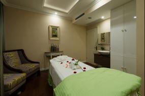 美容院房间布置设计效果图