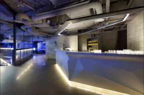 酒吧吧台酒柜设计平面图