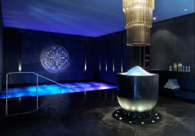 美容店面吊顶造型装修图片