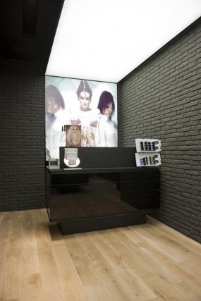 商场化妆品店装修效果