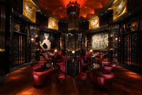 中式会所室内门装修图片