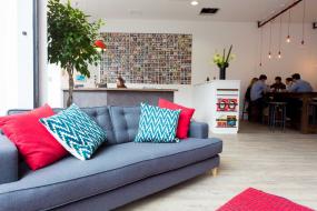 高层写字楼小办公室装修效果图片大全