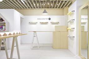 精品童装店门面装修图