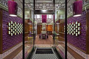 2018最新商场化妆品店装修设计图片