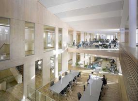 大型办公室会所装修效果图片