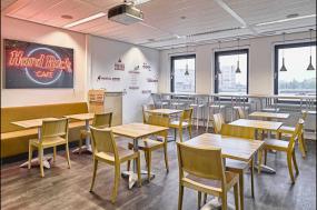 办公室室内装修玻璃隔断设计