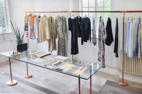 2018大型女服装店室内装修效果图欣赏