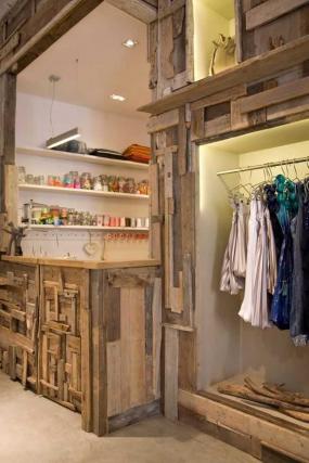 现代风格女装服装店设计案例