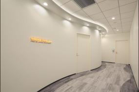 现代简约风格办公室走廊效果图片