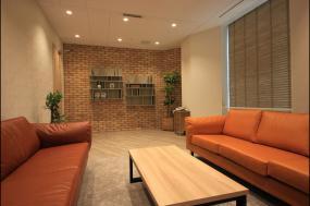 现代简约黑白风格时尚办公室装修图