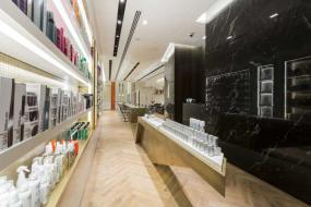 小清新店面装修中小型美发店效果