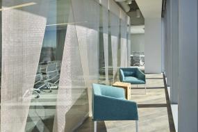 办公室浅灰色木地板装修效果图片