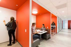 办公室走道墙面装饰装修效果图片