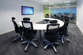 时尚办公室吊顶造型装修效果图片