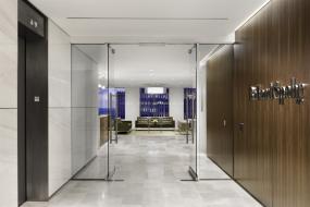 现代办公室室内吊顶装修效果图片赏析