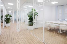 会议室不规则几何形吊顶装修效果图