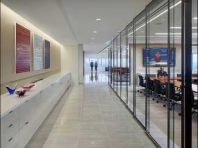 大型会议室扣板吊顶装修效果图片