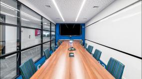 快捷酒店小型会议室布置装修效果图片