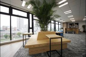 现代风格写字楼办公室设计效果图