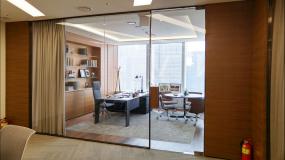 现代简约风格老板办公室装修设计图