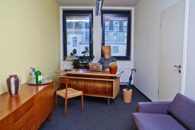 老总办公室隔断设计效果图片