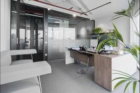 中式办公室老板桌装修效果图