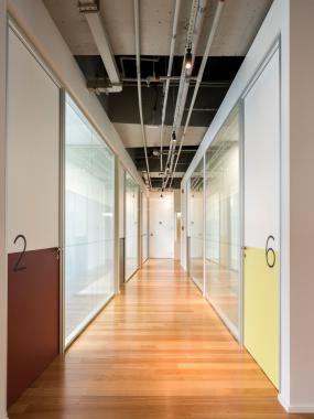 简约现代办公室装修图库