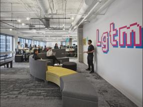 现代办公室装修风格小办公室装修图