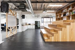 上海专业大办公室吊顶装修