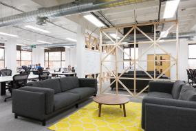 上海专业办公室装修吊顶装饰效果图