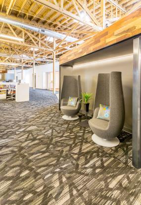 创意小型公寓办公室设计装修效果图