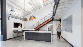 loft风格现代办公室装修效果