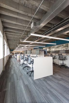 办公室现代复古装修效果图