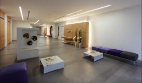 贸易公司办公室最新室内装饰设计图片