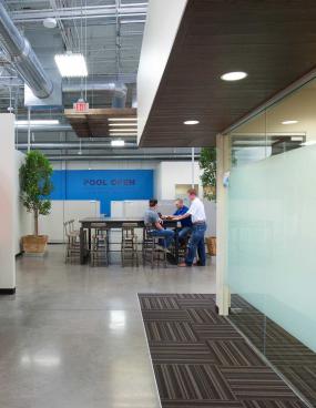 贸易公司办公室室内装修实景图