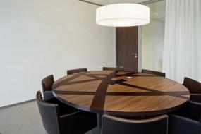 最新贸易公司办公室室内装饰效果图片