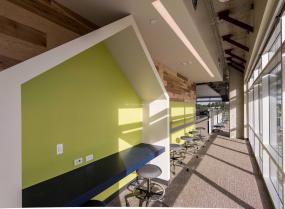 最新贸易公司办公室设计装饰效果图